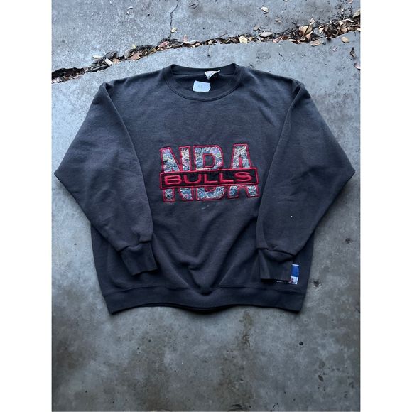 Nutmeg Chicago Bulls Nba Crewneck - Picture 1 of 4